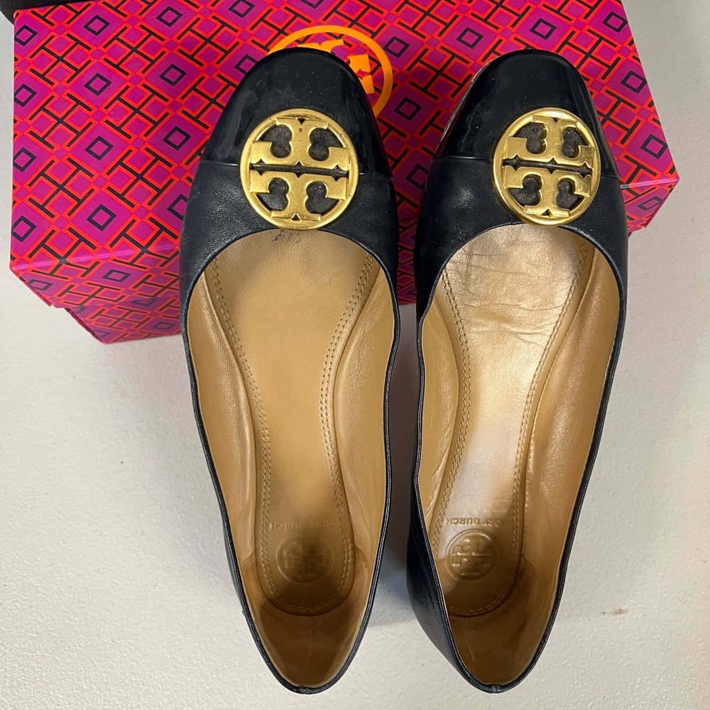 Tory blue flats